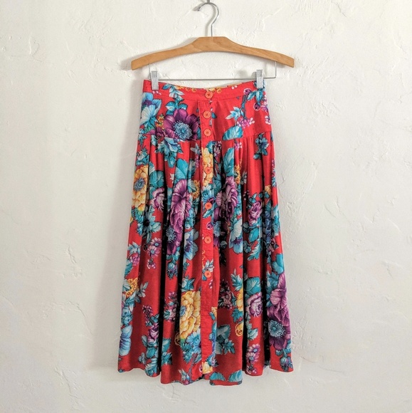 Dresses & Skirts - Vintage David N. Floral Button Down Pleated Skirt